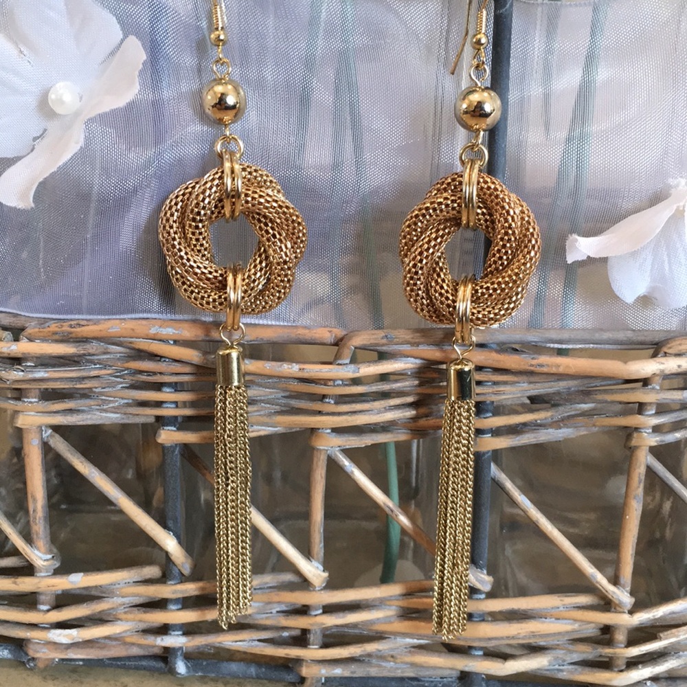 Vintage Gold-Tone Dramatic Dangling Earrings - image 3
